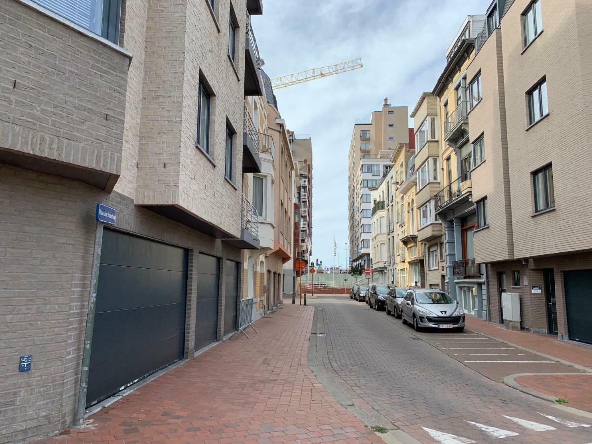 Des Ambassadeurs Lägenhet Blankenberge Exteriör bild