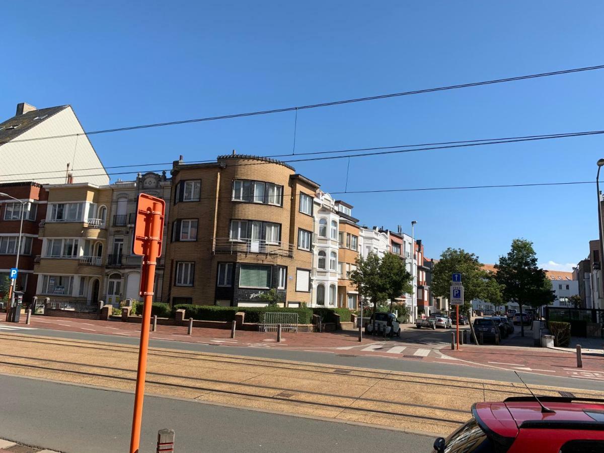Des Ambassadeurs Lägenhet Blankenberge Exteriör bild